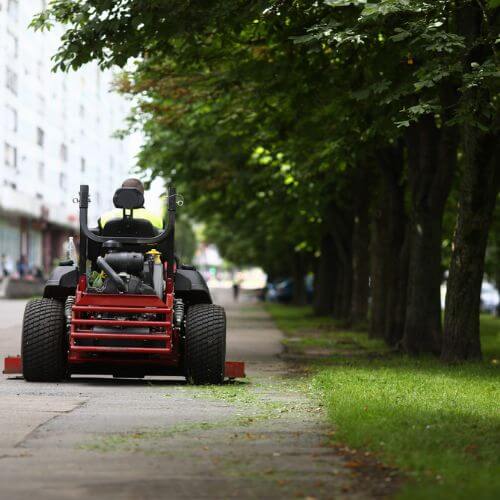Professional Commercial Lawn Mowing Services in Stafford, VA.